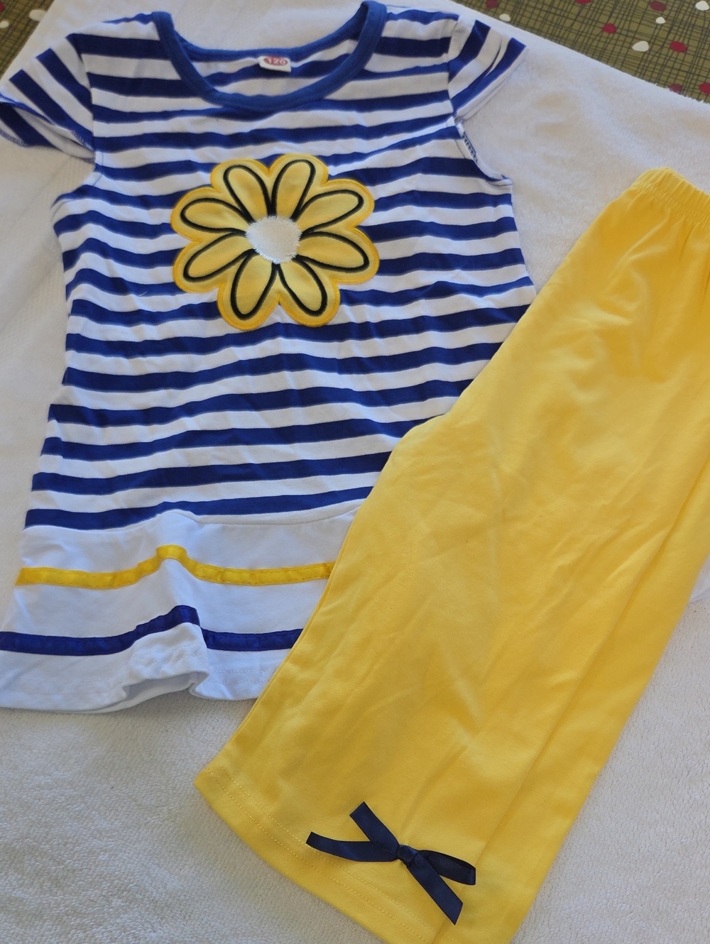 Girls Yellow & Blue Daisy Stripe Casual Set Sz 5T